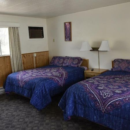 Golden Hills Motel Маунт Кармел Джанкшен Экстерьер фото